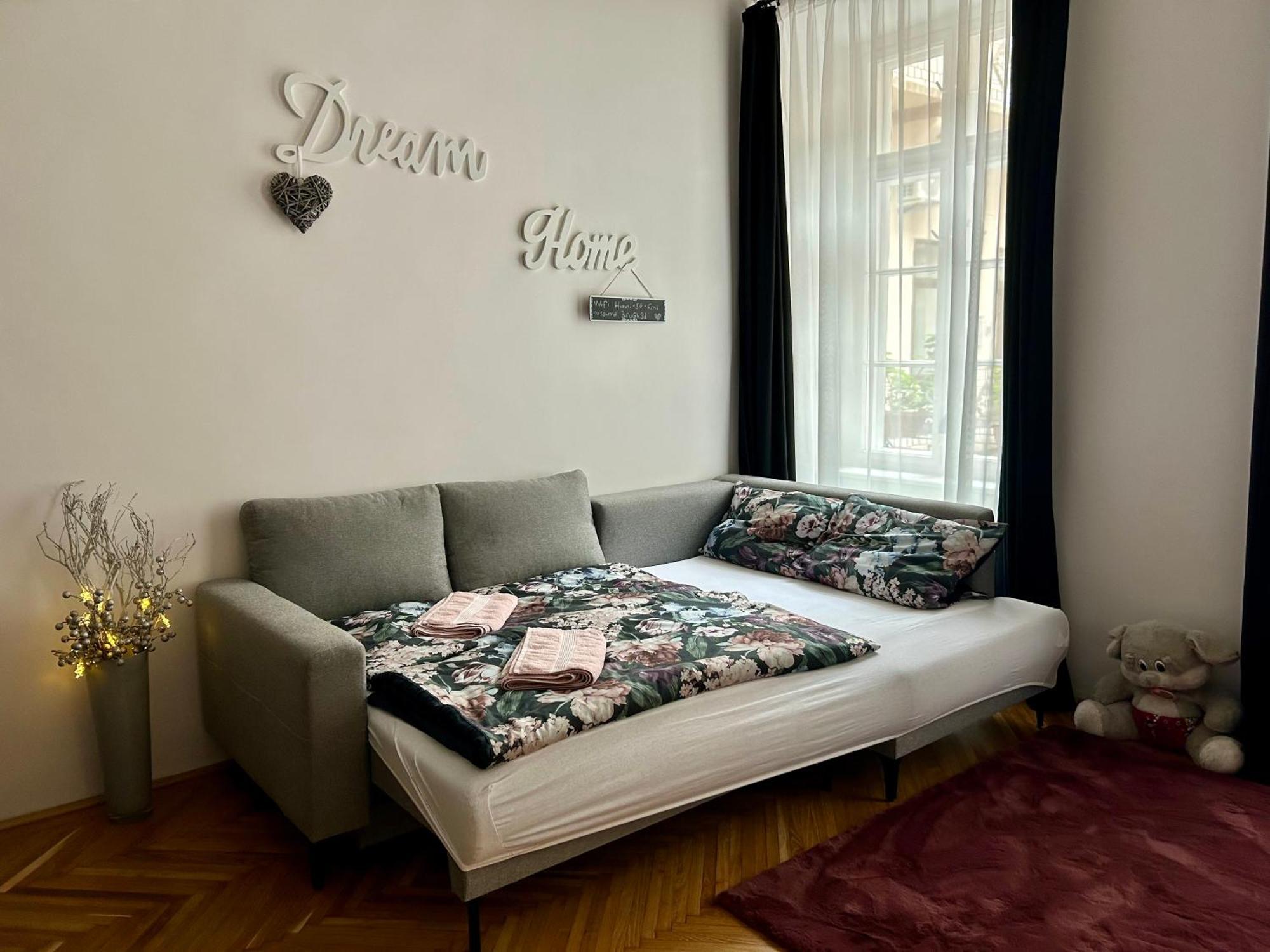 Jasmine'S Residence Budapest Exterior photo